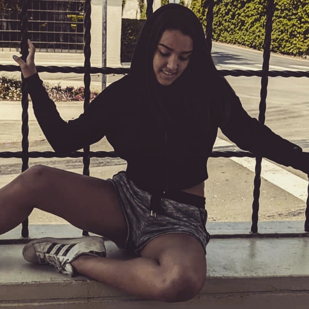 Meet your Posher, Mara